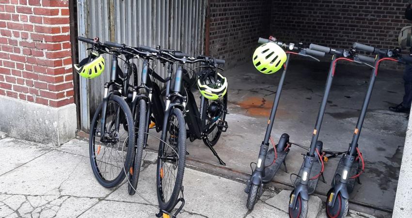 ACIAE à Cambrai, Action à Caudry, Capep à Lourches et Poinfor, quatre acteurs de l’insertion qui ont travaillé ensemble sur la mobilité de leur public aidé en proposant désormais des points de location pour une semaine ou un mois de vélos, vélos électriques ou trottinettes à tarif solidaire.