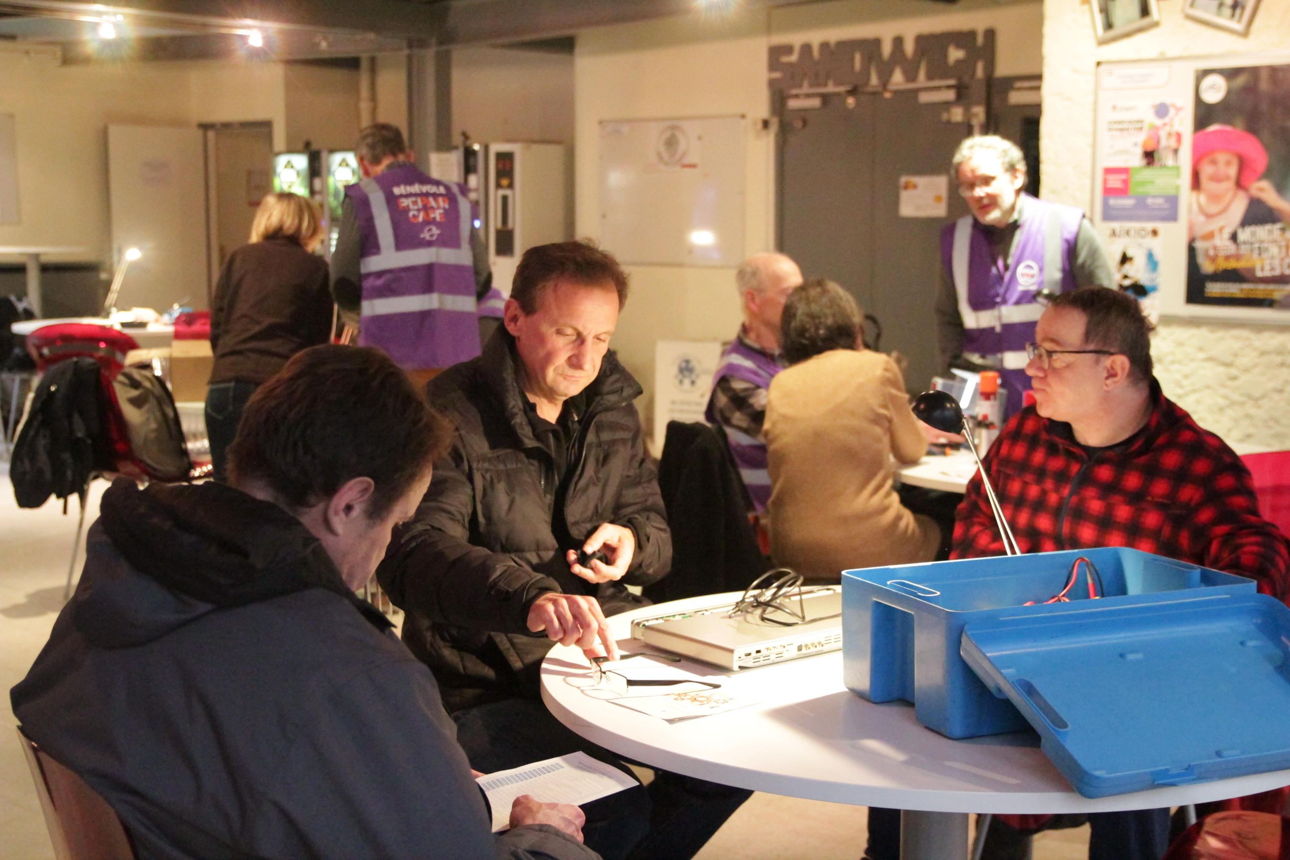 Un rendez-vous Repair Café à Amiens